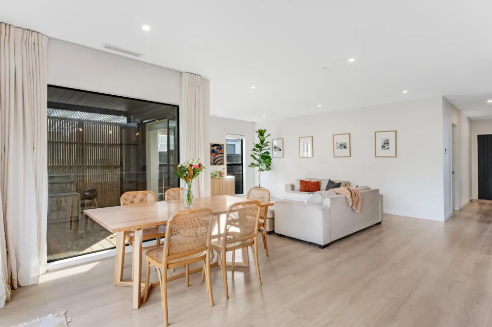 Photos of 25A Marvon Downs Avenue