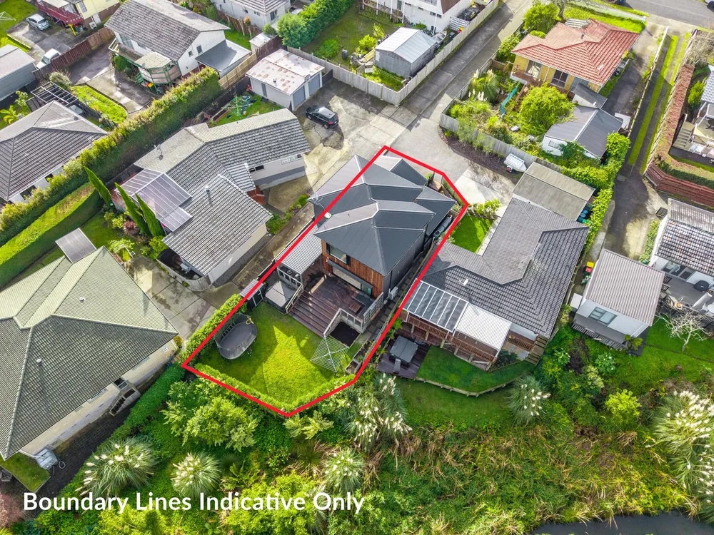 Photos of 25A Marvon Downs Avenue