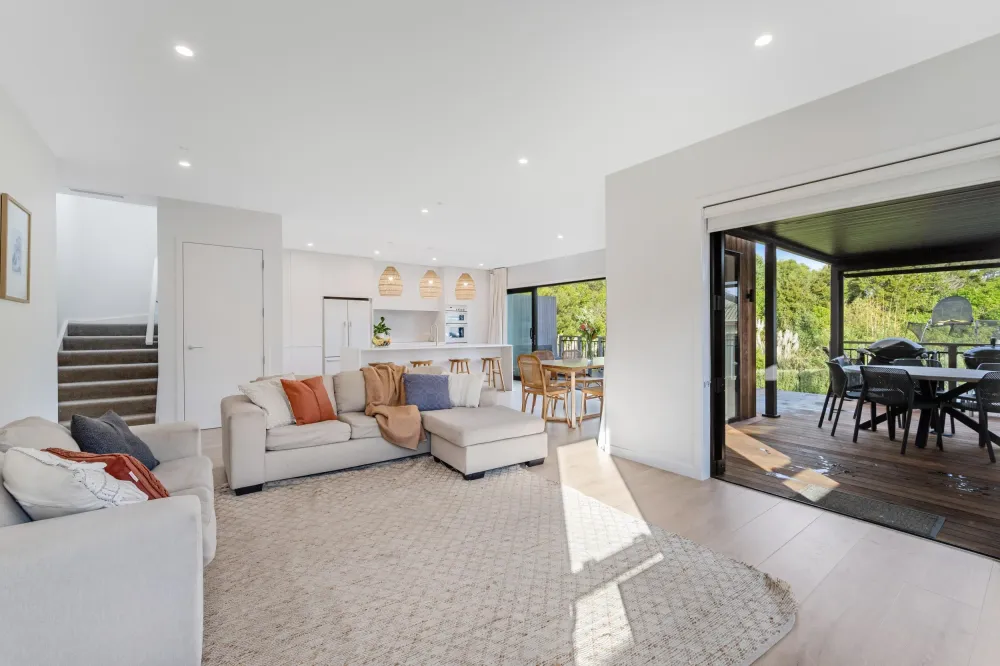 Photos of 25A Marvon Downs Avenue