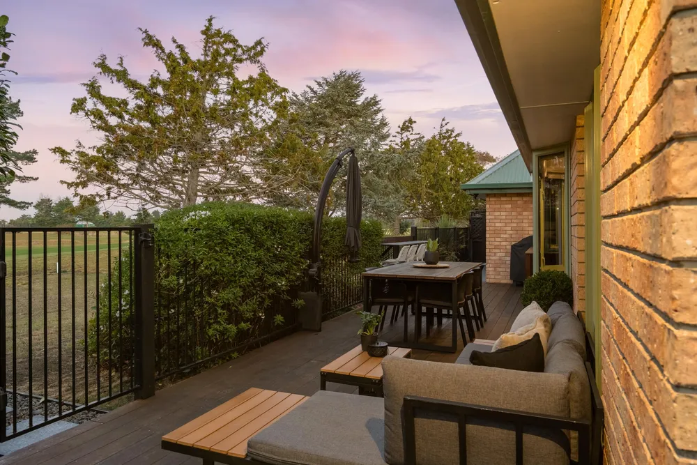 Photos of 488A Bower Avenue