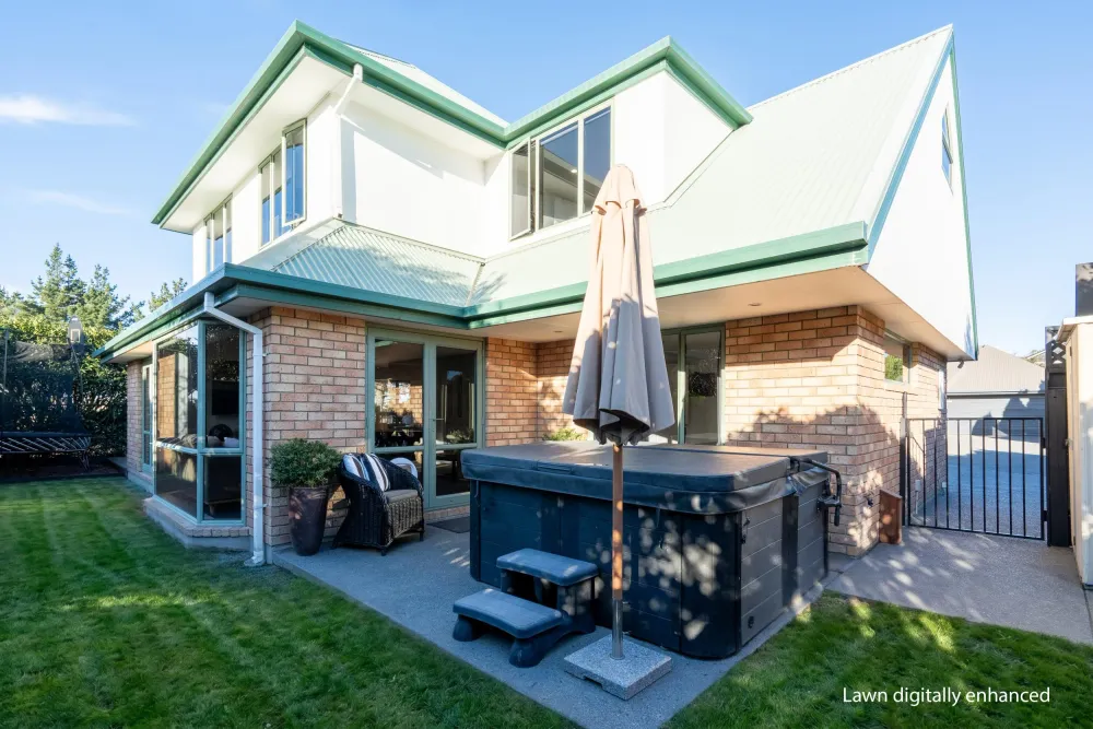Photos of 488A Bower Avenue