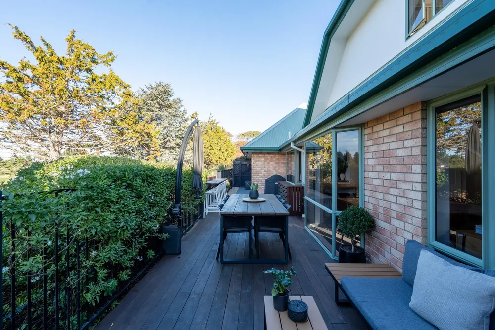 Photos of 488A Bower Avenue