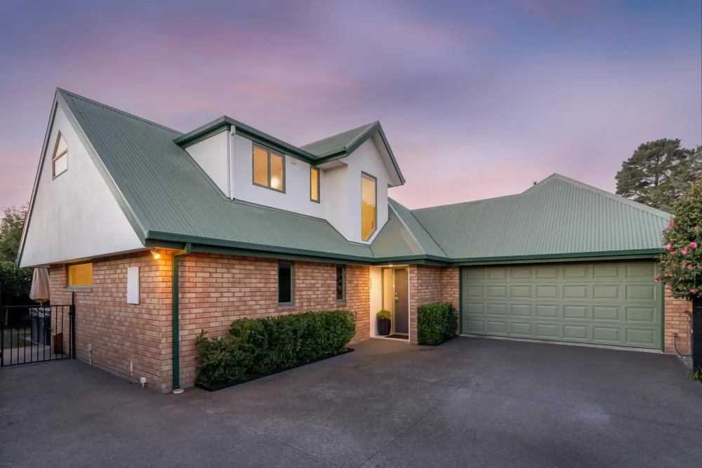 Photos of 488A Bower Avenue