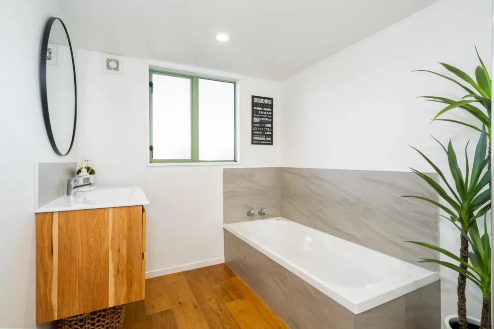 Photos of 488A Bower Avenue