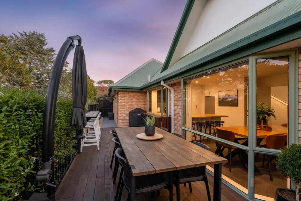 Photos of 488A Bower Avenue