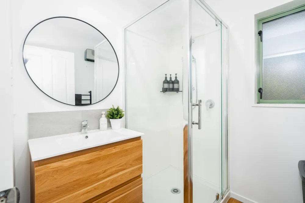 Photos of 488A Bower Avenue