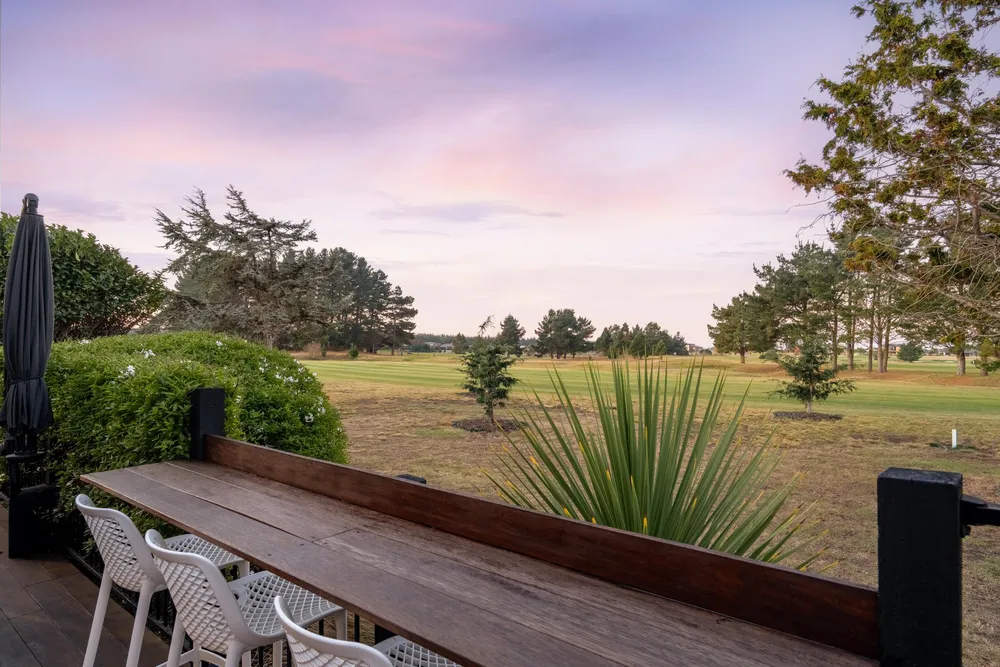 Photos of 488A Bower Avenue