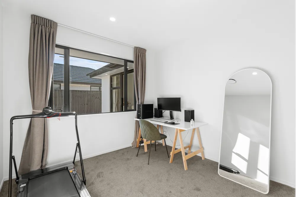 Photos of 49 Glengael Drive