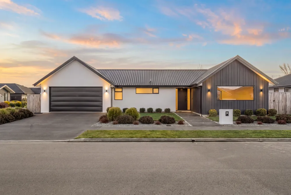 Photos of 49 Glengael Drive