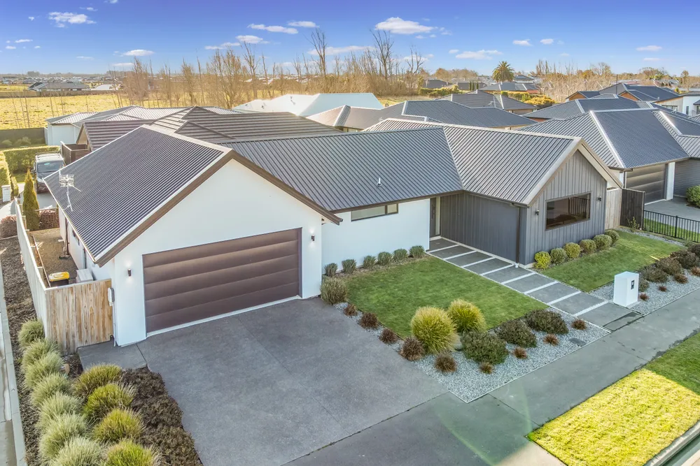Photos of 49 Glengael Drive
