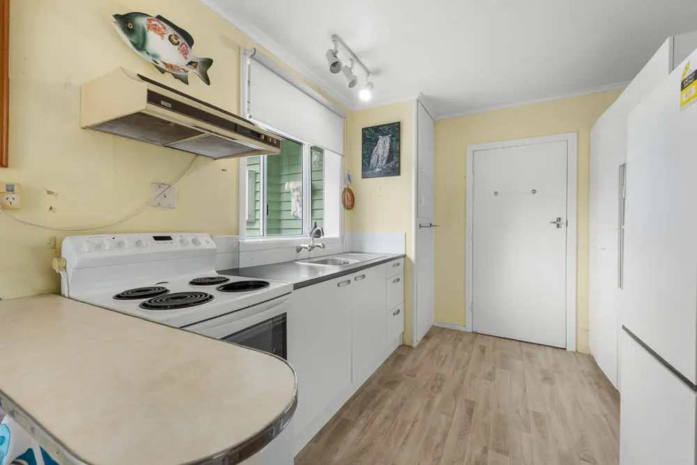 Photos of 20 Apirana Avenue