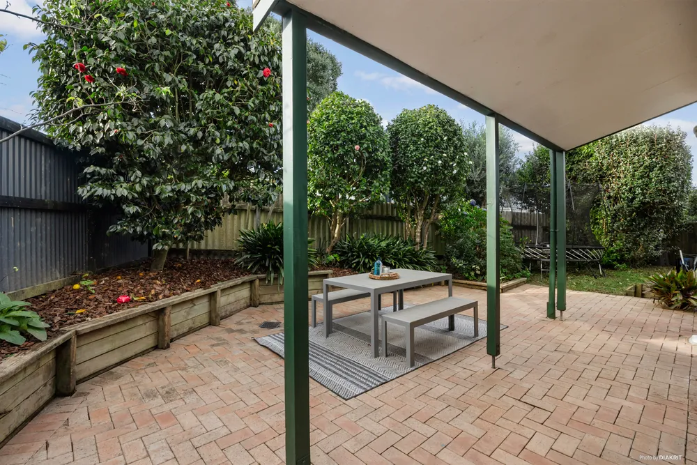 Photos of 8 Higgs Road