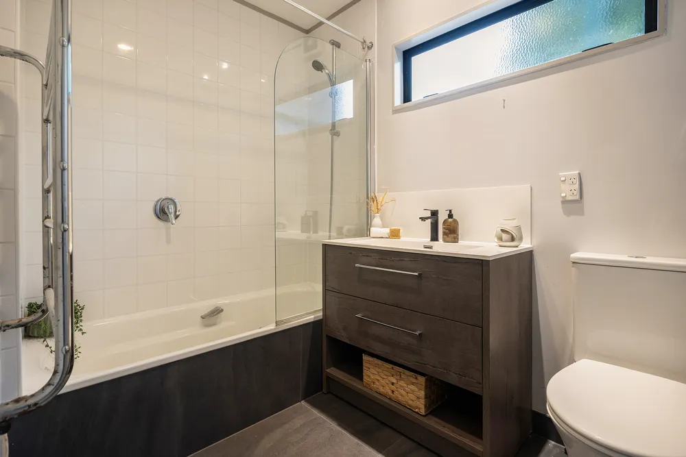 Photos of 8 Higgs Road