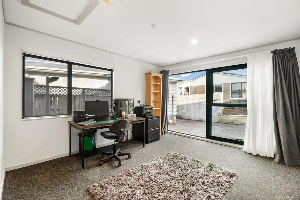 Photos of 8 Higgs Road