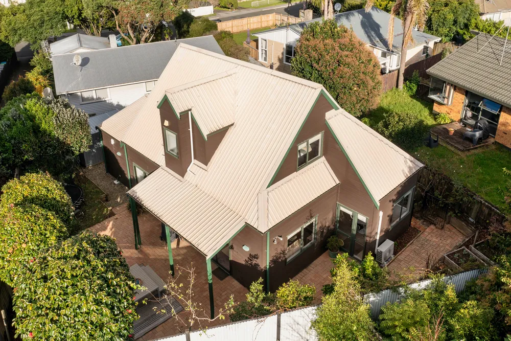 Photos of 8 Higgs Road