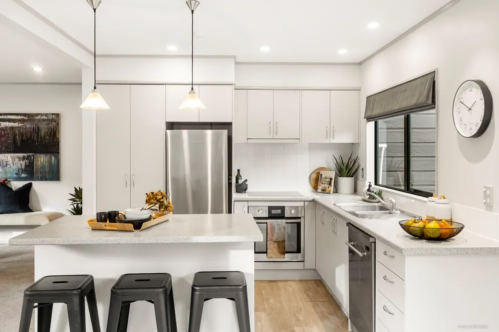 Photos of 8 Higgs Road