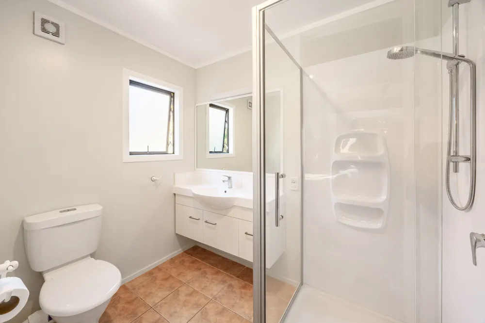 Photos of 218 Whangaparaoa Road