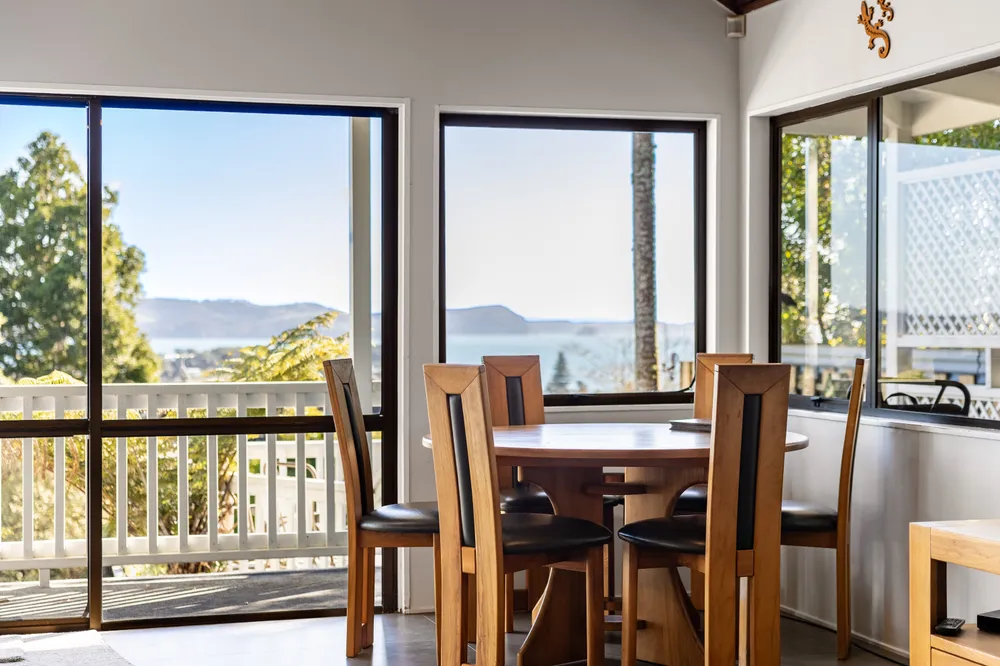 Photos of 218 Whangaparaoa Road