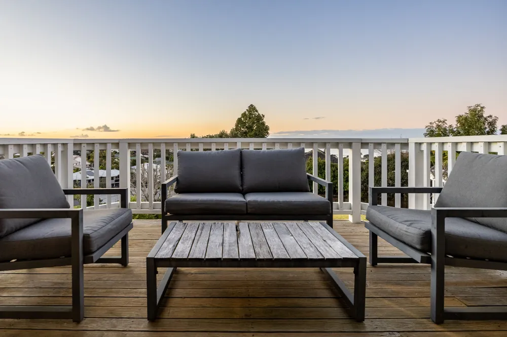 Photos of 218 Whangaparaoa Road