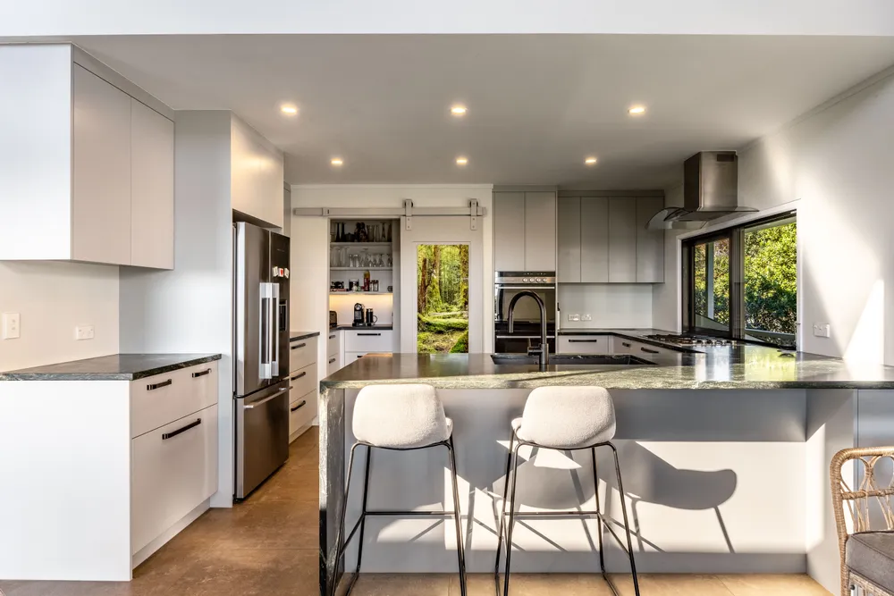 Photos of 218 Whangaparaoa Road