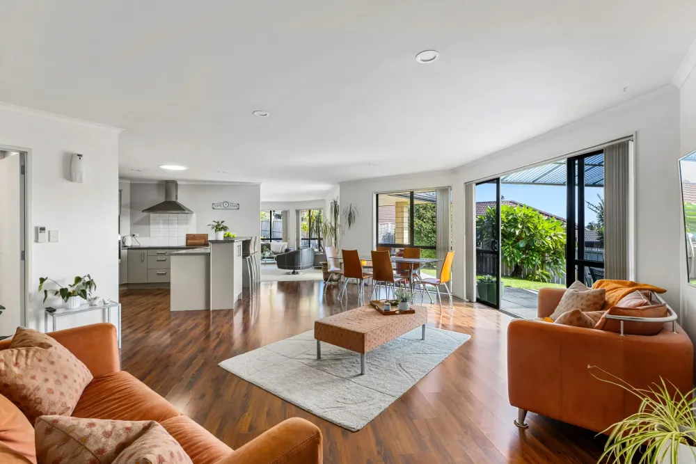 Photos of 40 Rivervale Grove