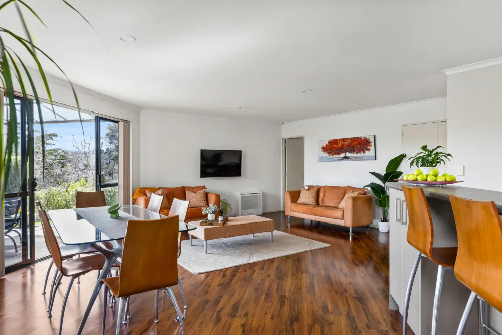 Photos of 40 Rivervale Grove