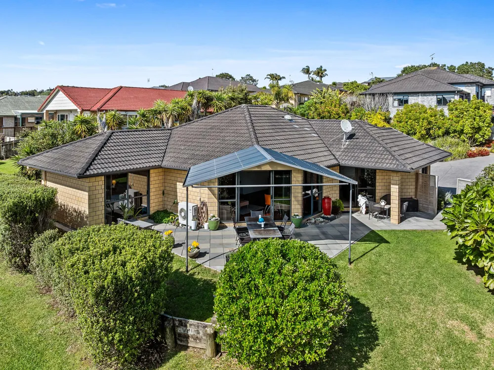 Photos of 40 Rivervale Grove