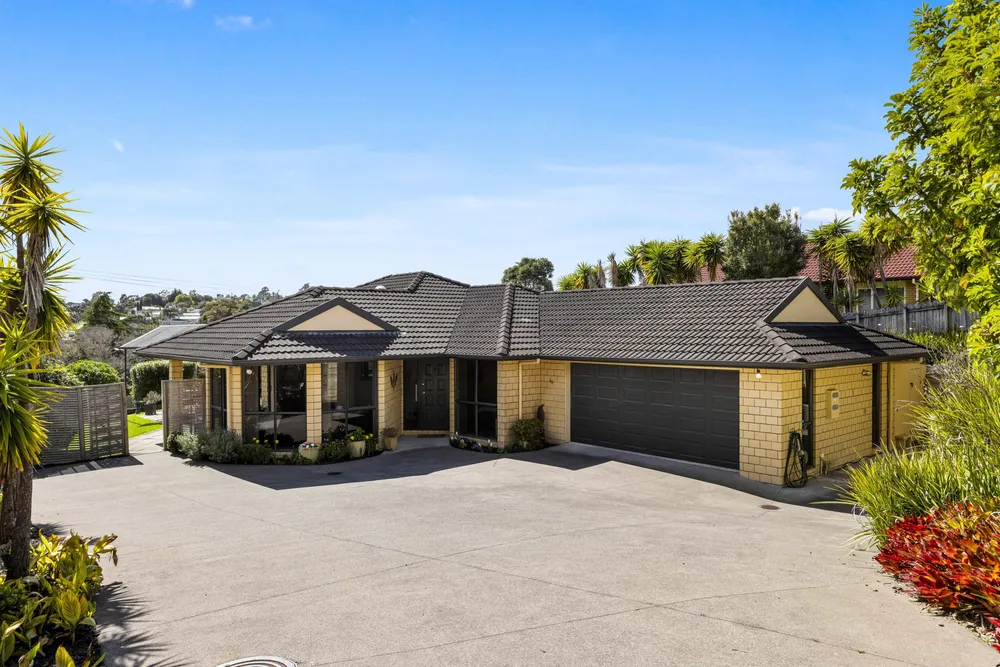 Photos of 40 Rivervale Grove