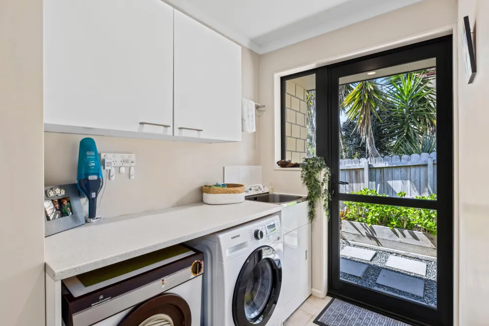 Photos of 40 Rivervale Grove