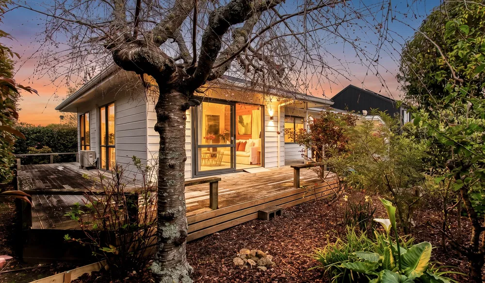 Photos of 2/48 Karaka Street