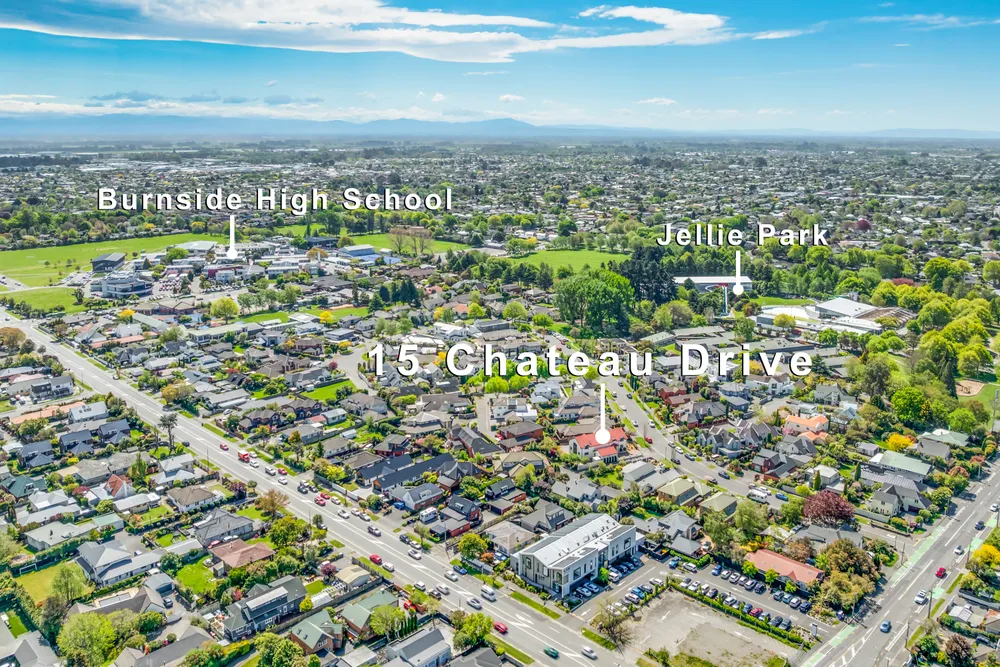 Photos of 15 Chateau Drive