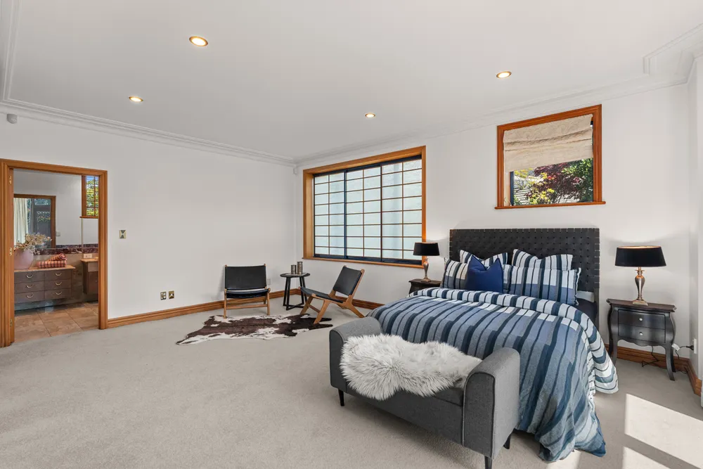 Photos of 15 Chateau Drive