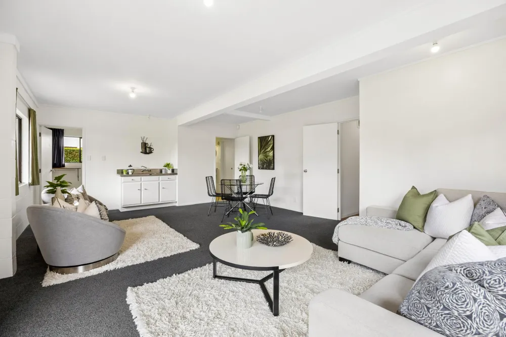 Photos of 28 Colchester Avenue
