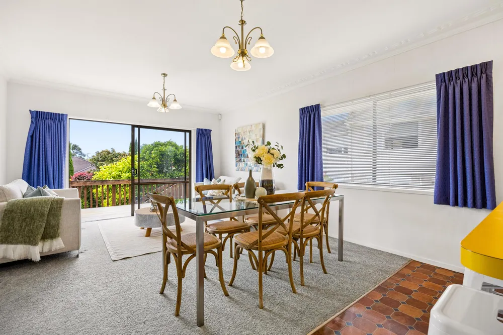 Photos of 28 Colchester Avenue