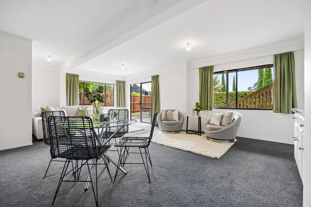 Photos of 28 Colchester Avenue