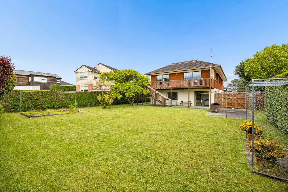Photos of 28 Colchester Avenue
