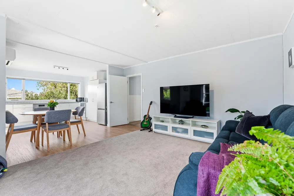 Photos of 11 Bambro Street