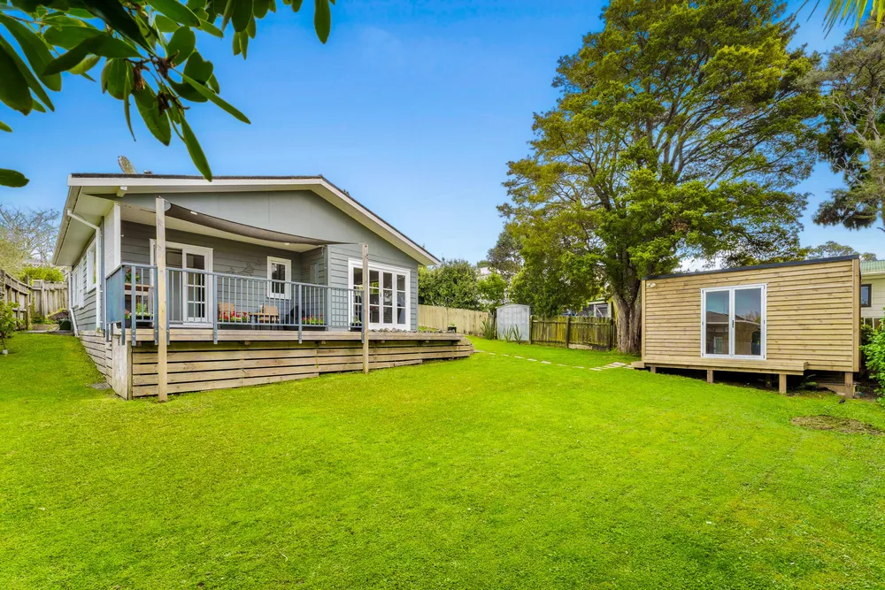 Photos of 11 Bambro Street