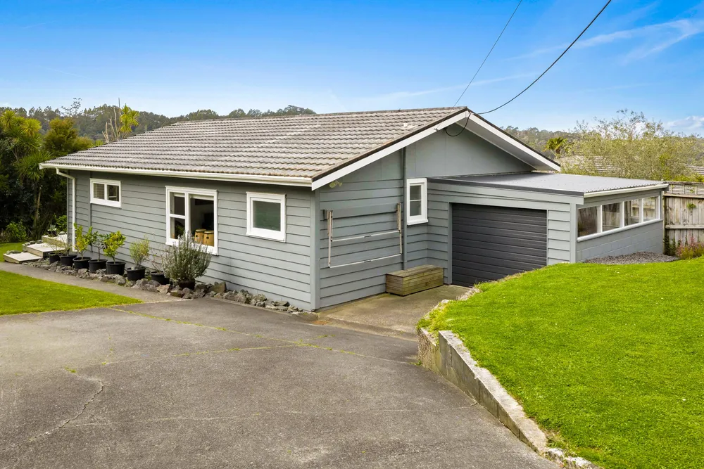 Photos of 11 Bambro Street