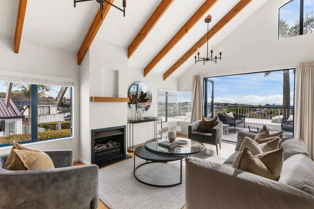 Photos of 31A Godden Crescent