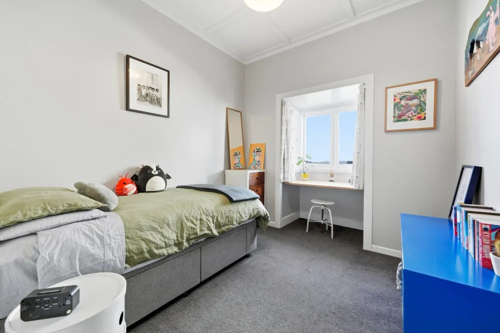 Photos of 51 Shackleton Road