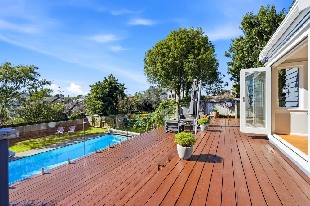 Photos of 51 Shackleton Road