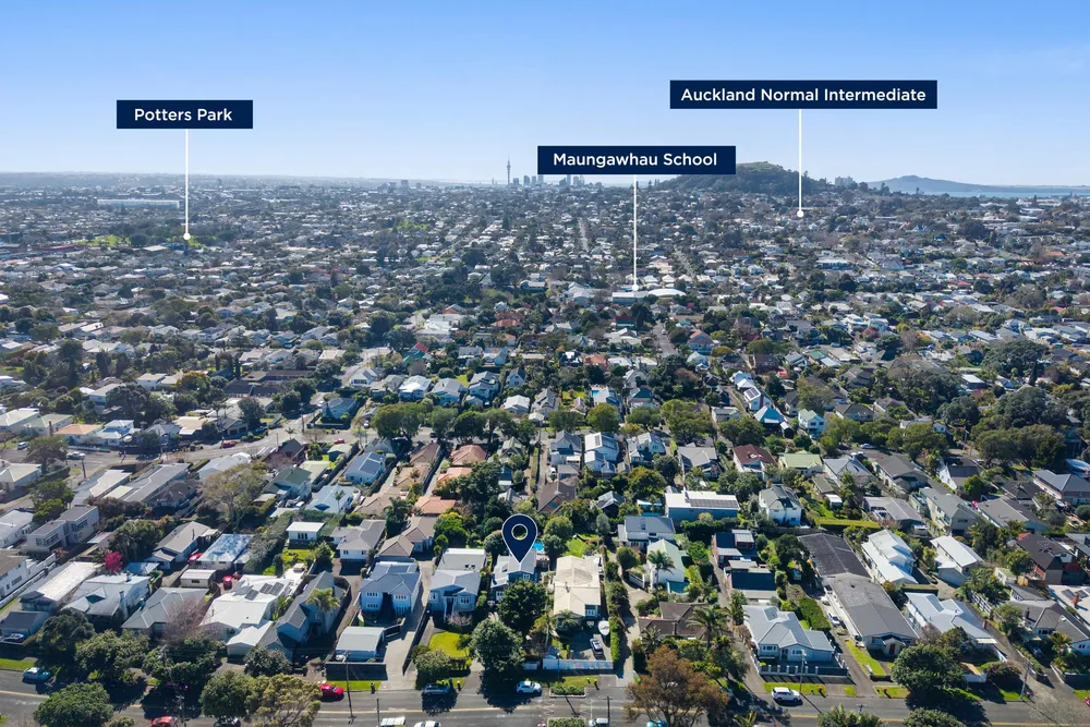 Photos of 51 Shackleton Road