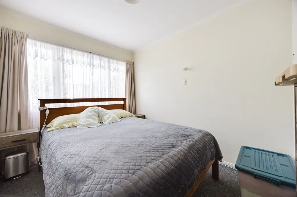 Photos of 16 Beatty Street