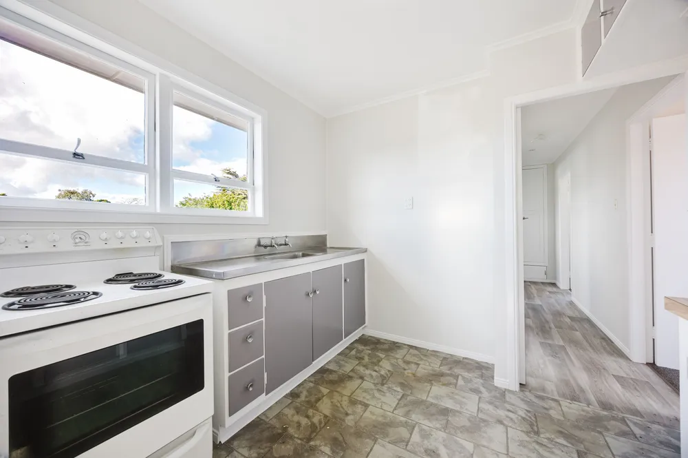 Photos of 16 Beatty Street