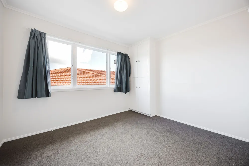 Photos of 16 Beatty Street