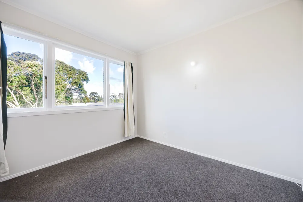 Photos of 16 Beatty Street