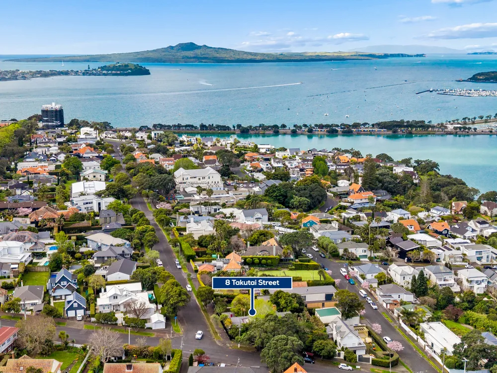 Photos of 8 Takutai Street