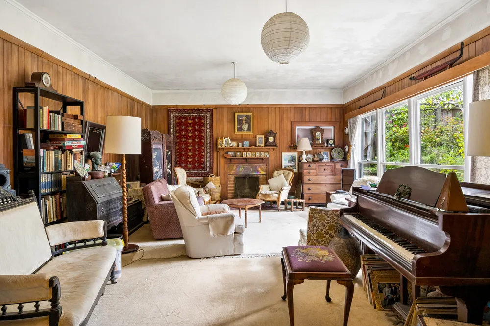 Photos of 8 Takutai Street