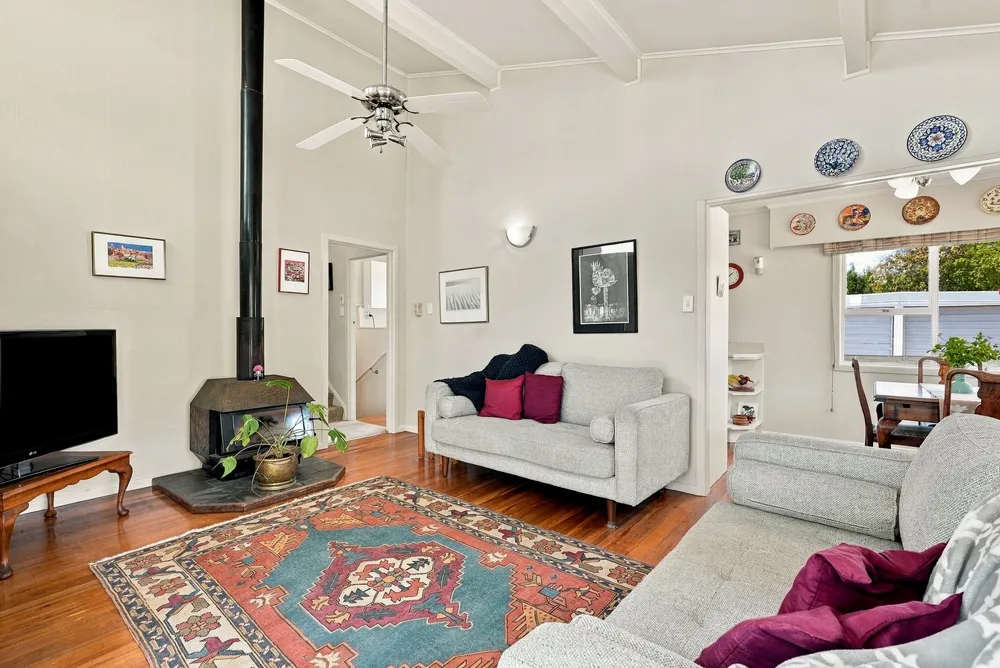 Photos of 46 Kia Ora Road